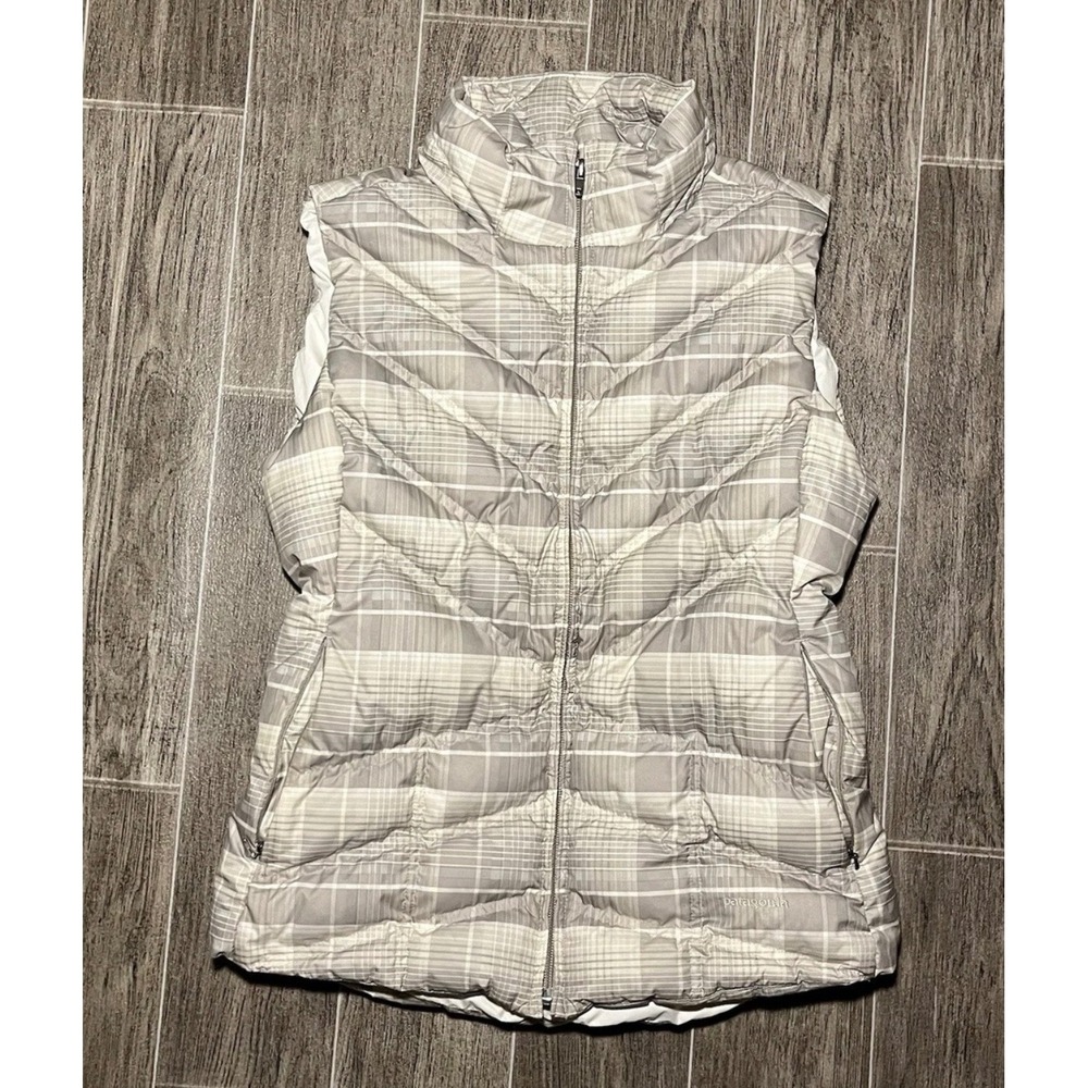 Patagonia Down With It Vest Womens Medium Gray White Plaid Puffer Zip